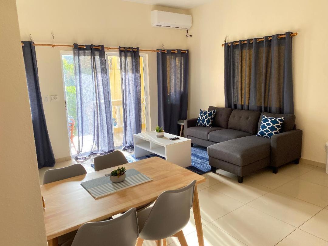 Lovely 2 Bedroom Apartment In Quiet Neighborhood! Philipsburg  Dış mekan fotoğraf